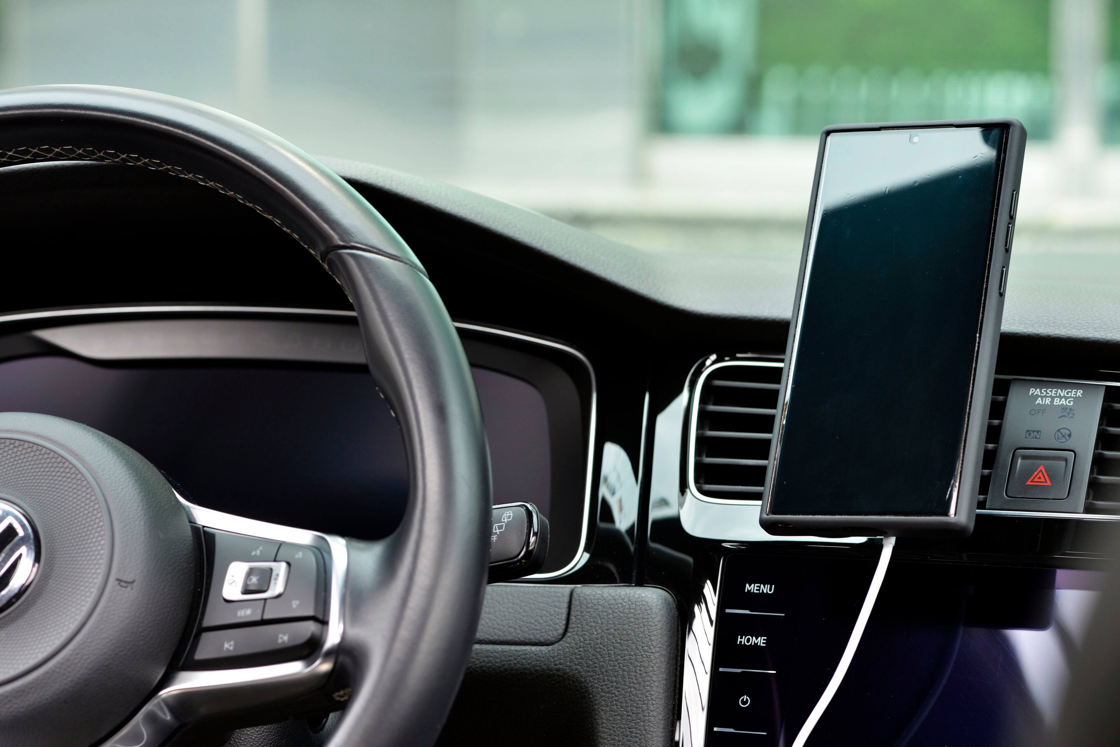 The text on the image reads "PASSENGER AIR BAG OFF 2 ON LX."