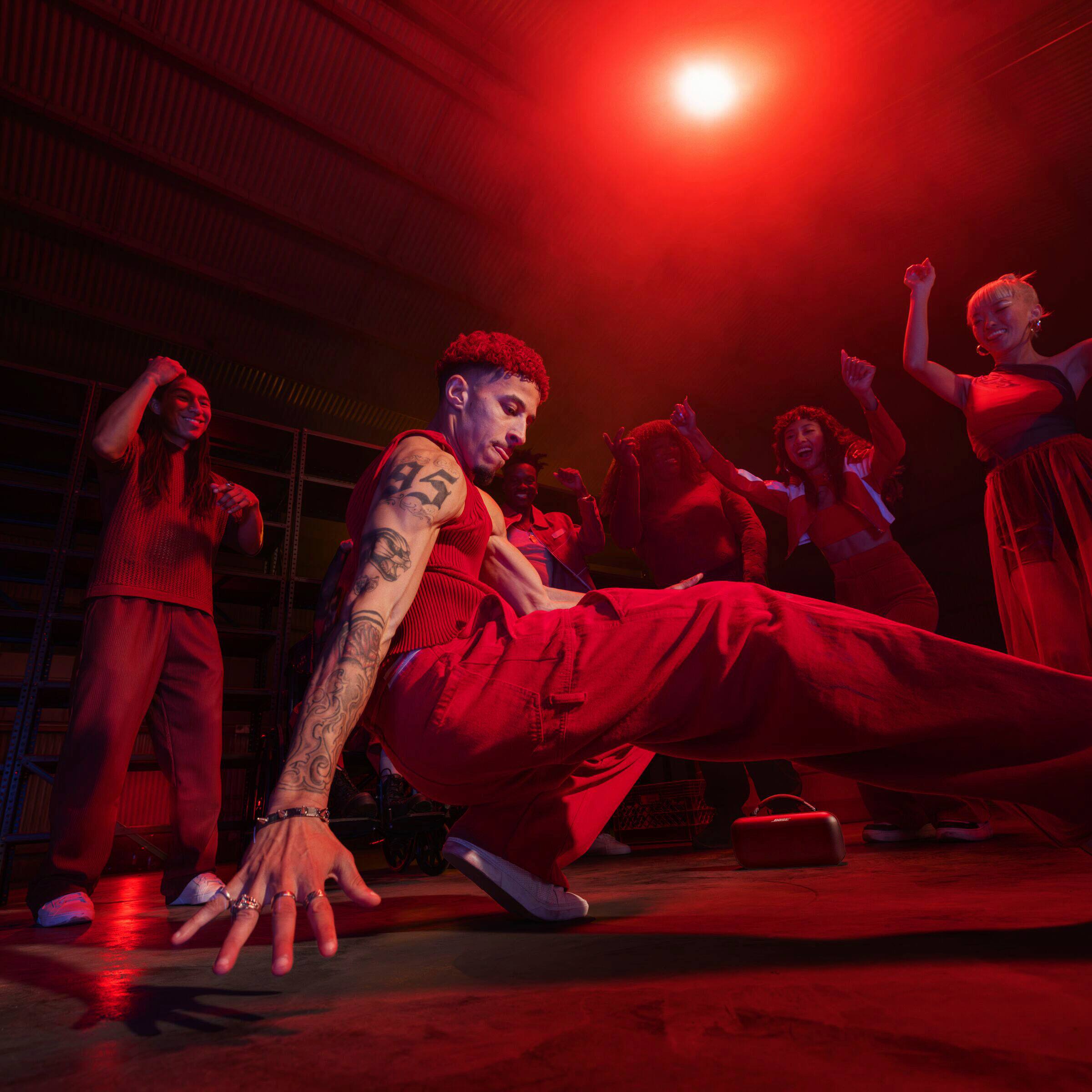 Alt View 13. Bose - SoundLink Max Portable Bluetooth Speaker - Black.