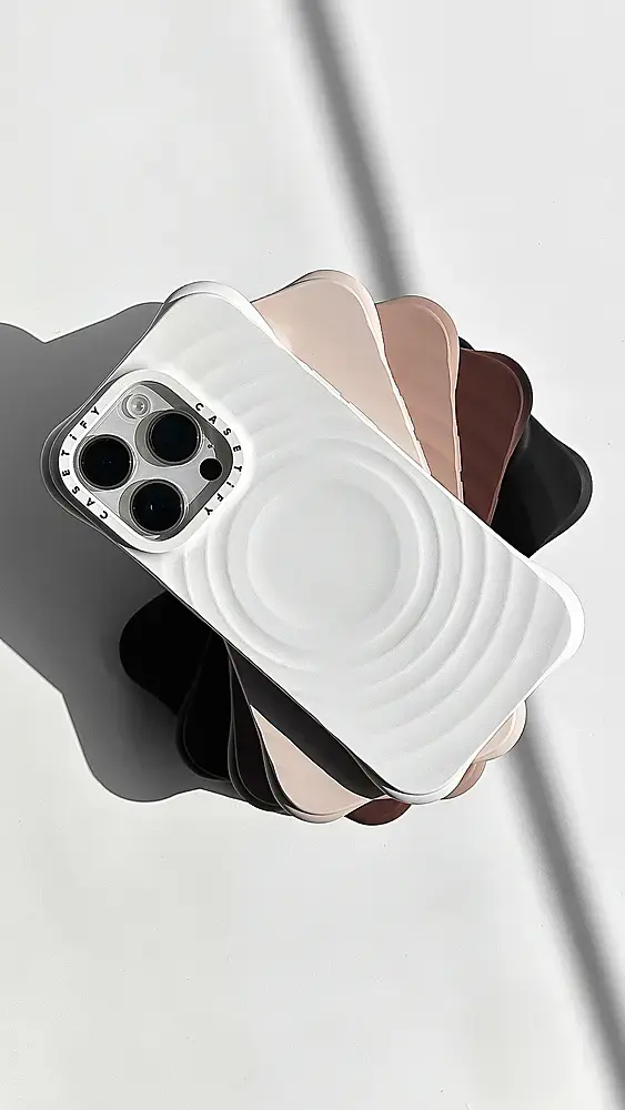 Alt View 13. CASETiFY - Essentials Ripple Case with MagSafe for Apple iPhone 15 Pro - Black.