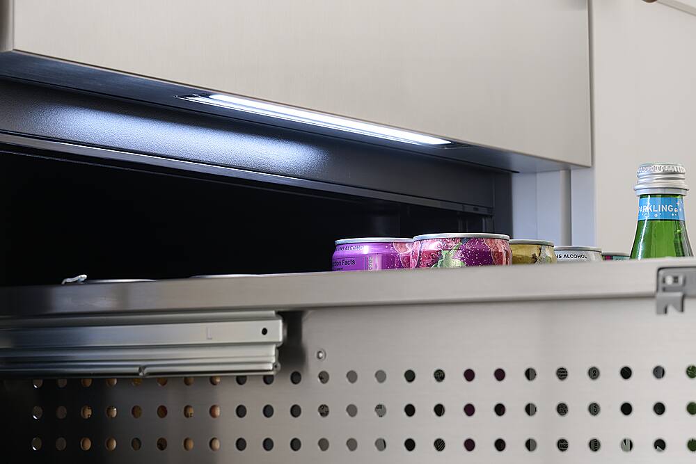 The text on the image reads "CO2 ARKLINGENSAFCORO aion Facts I IS ALCOHOL TO TR". However, it is unclear what the intended message is due to the incorrect spelling and phrasing.