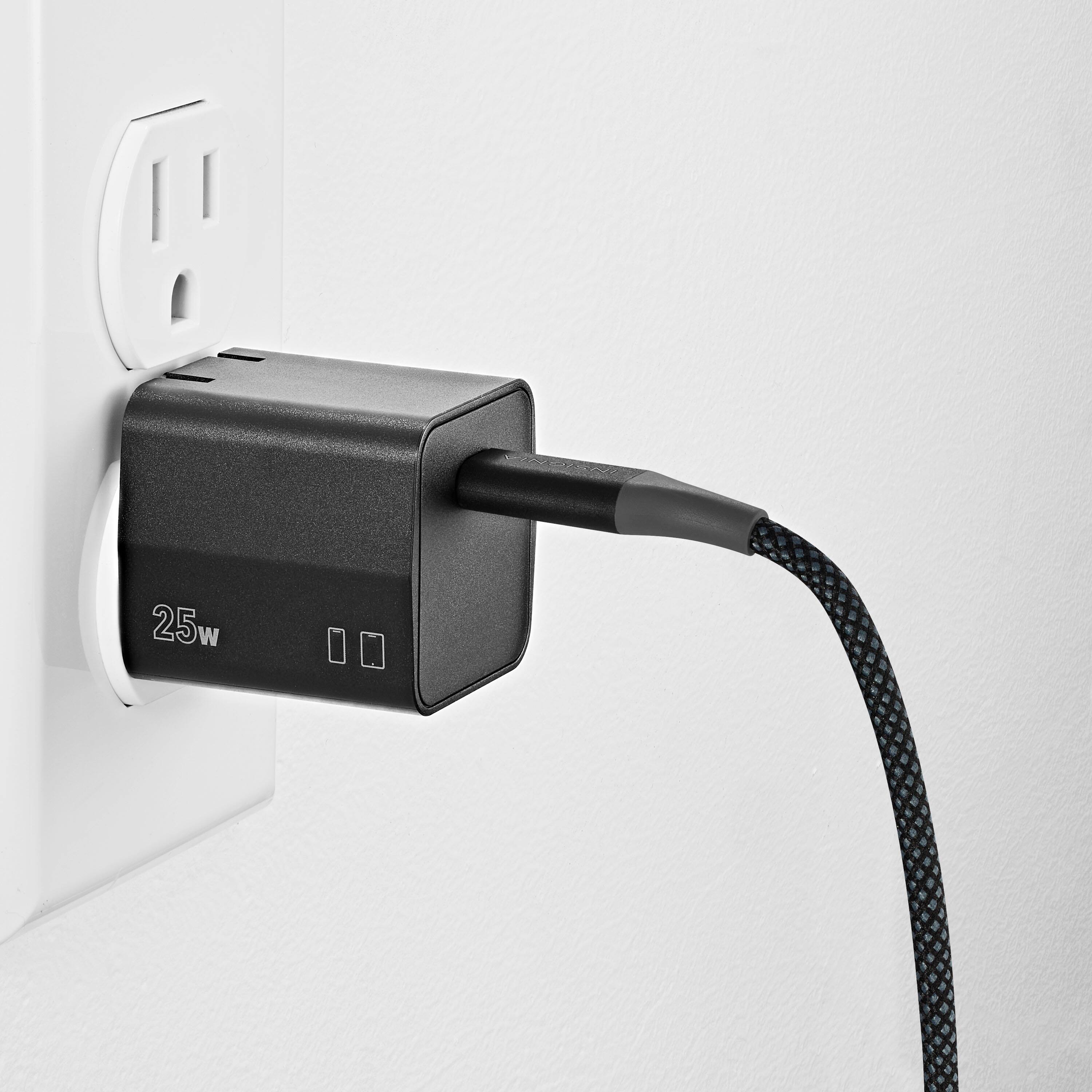 Alt View 19. Insignia™ - 25W Foldable Compact Wall Charging Kit for USB-C Smartphones, Tablets and More - Black.