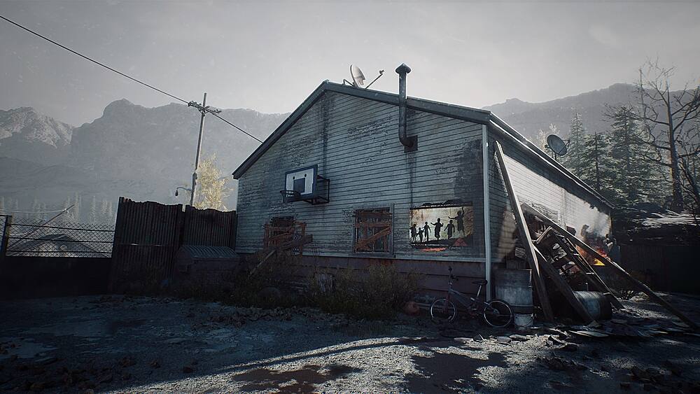 Left. Maximum Games - Terminator: Survivors.