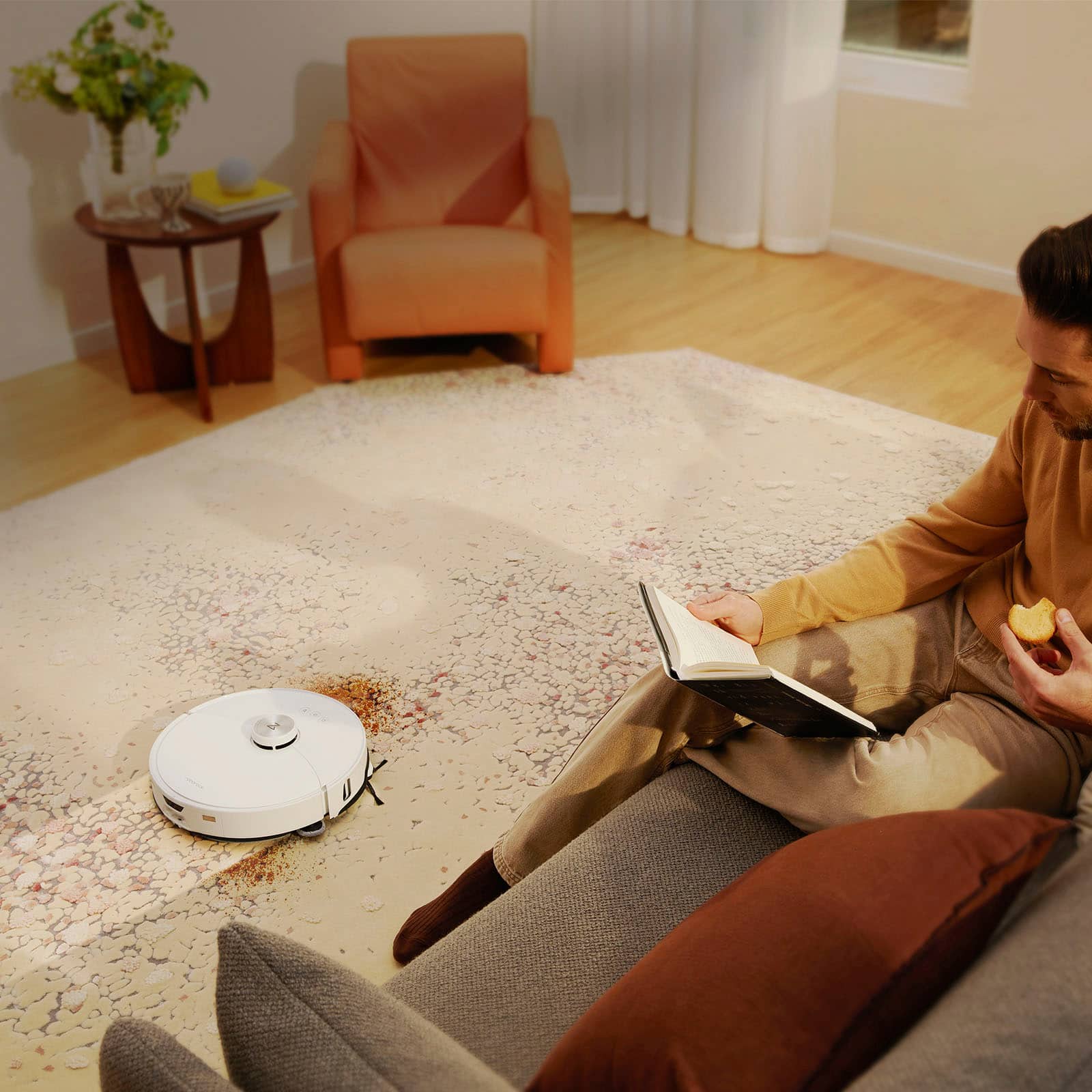 Alt View 21. Roborock - S8 MaxV Ultra Robot Vacuum and Mop with FlexiArm Design Side Brush, 10,000 Pa Suction and 8-in-1 RockDock Ultra - White.