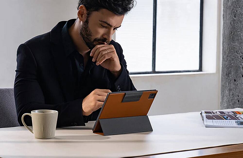 Alt View 11. BOOX - 10.3" Tab Ultra C Pro E-Paper Tablet Magnetic Cover Case - Brown.