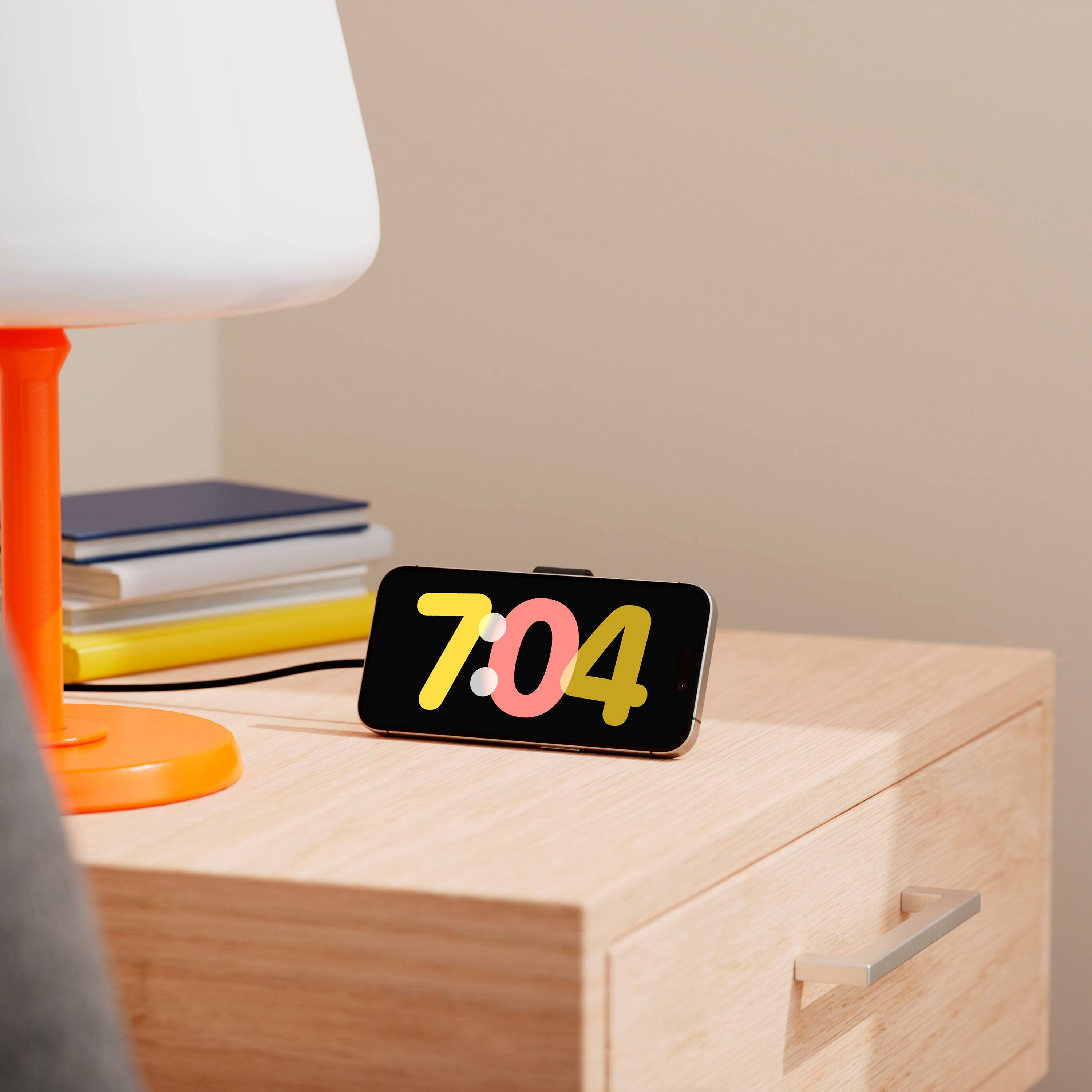 Alt View 19. Twelve South - ButterFly Premium 2-in-1 Travel Charger with MagSafe - Silver.