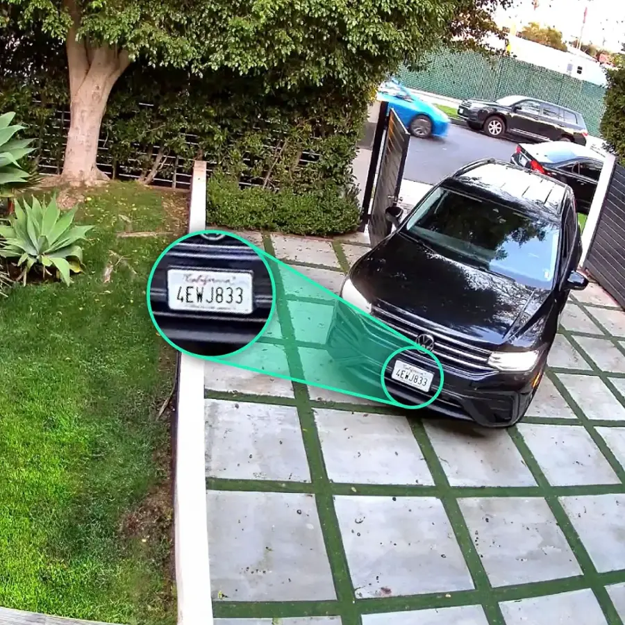Place It Indoor/Outdoor: Wyze Cam v4 operates in any weather due to its IP65 weather-resistant rating.