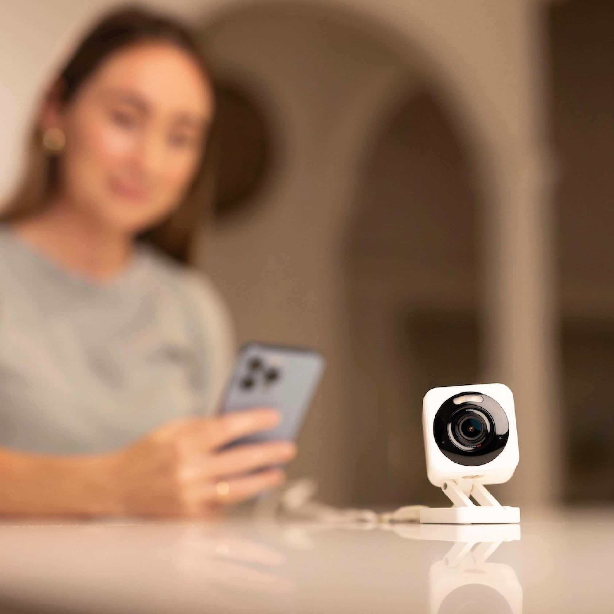 Wyze Cam v4 & Color Night Vision QHD 2.5K Resolution Integrated Spotlight IP65 Weather Instant Resistant Notifications