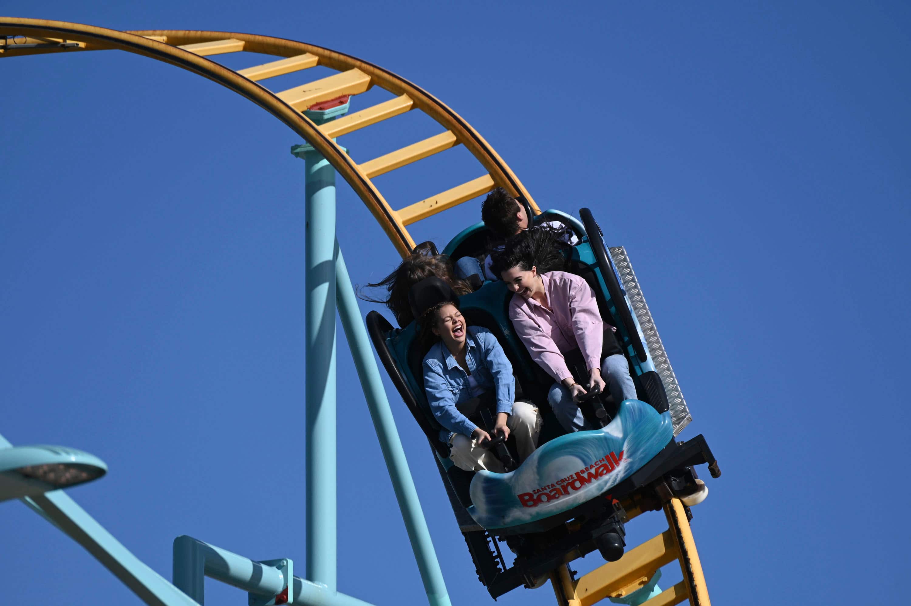 Alt View 12. Nikon - NIKKOR Z 28-400mm f/4-8 VR Super Telephoto lens for Z Mount Mirrorless Cameras.