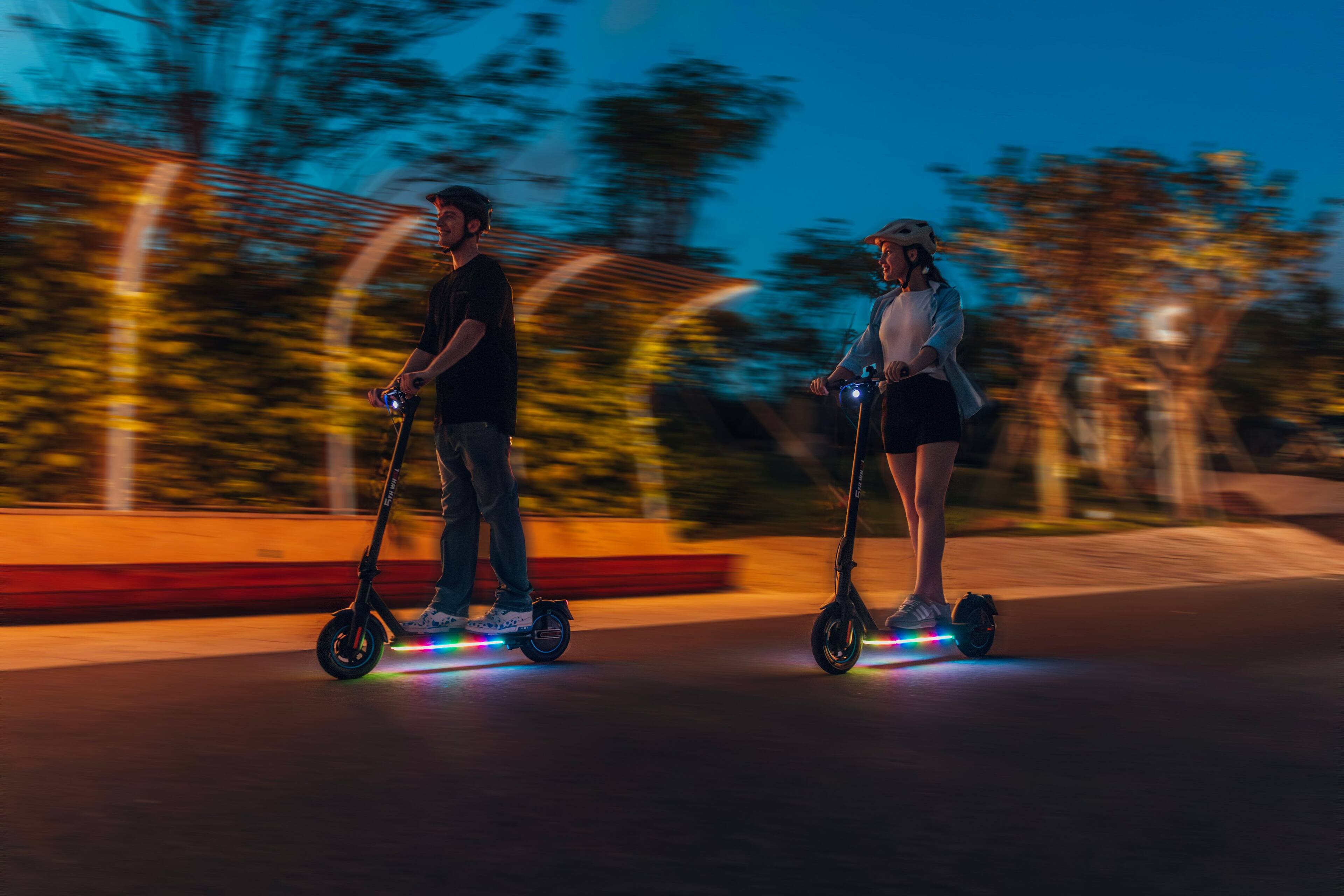 Alt View 9. 5th Wheel - AURAPRO Foldable Electric Scooter w/ 20 mi Max Range and 20 mph Max Speed - Black.