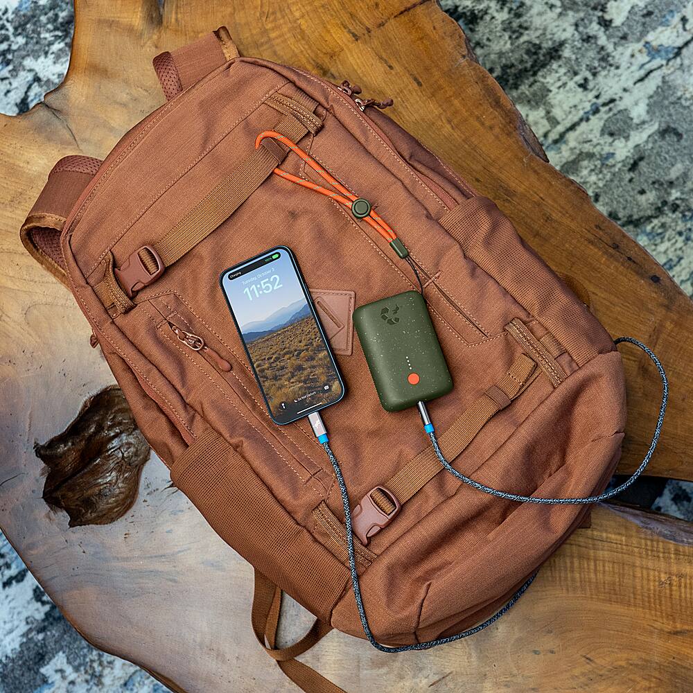 Alt View 13. Nimble - CHAMP 10,000mAh 22.5W PD Dual USB-C Portable Charger - Green.