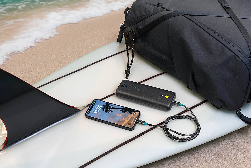 Alt View 15. Nimble - CHAMP PRO 20,000mAh 60W PD Dual USB-C Portable Charger - Black.