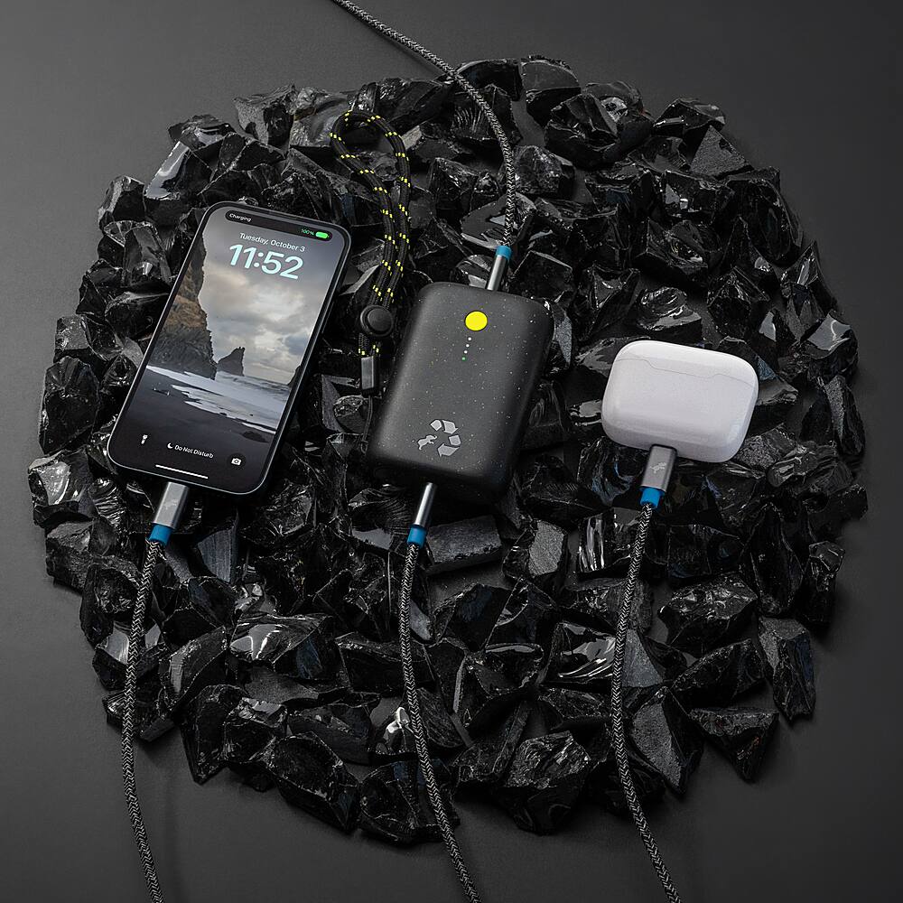 Alt View 15. Nimble - CHAMP 10,000mAh 22.5W PD Dual USB-C Portable Charger - Black.