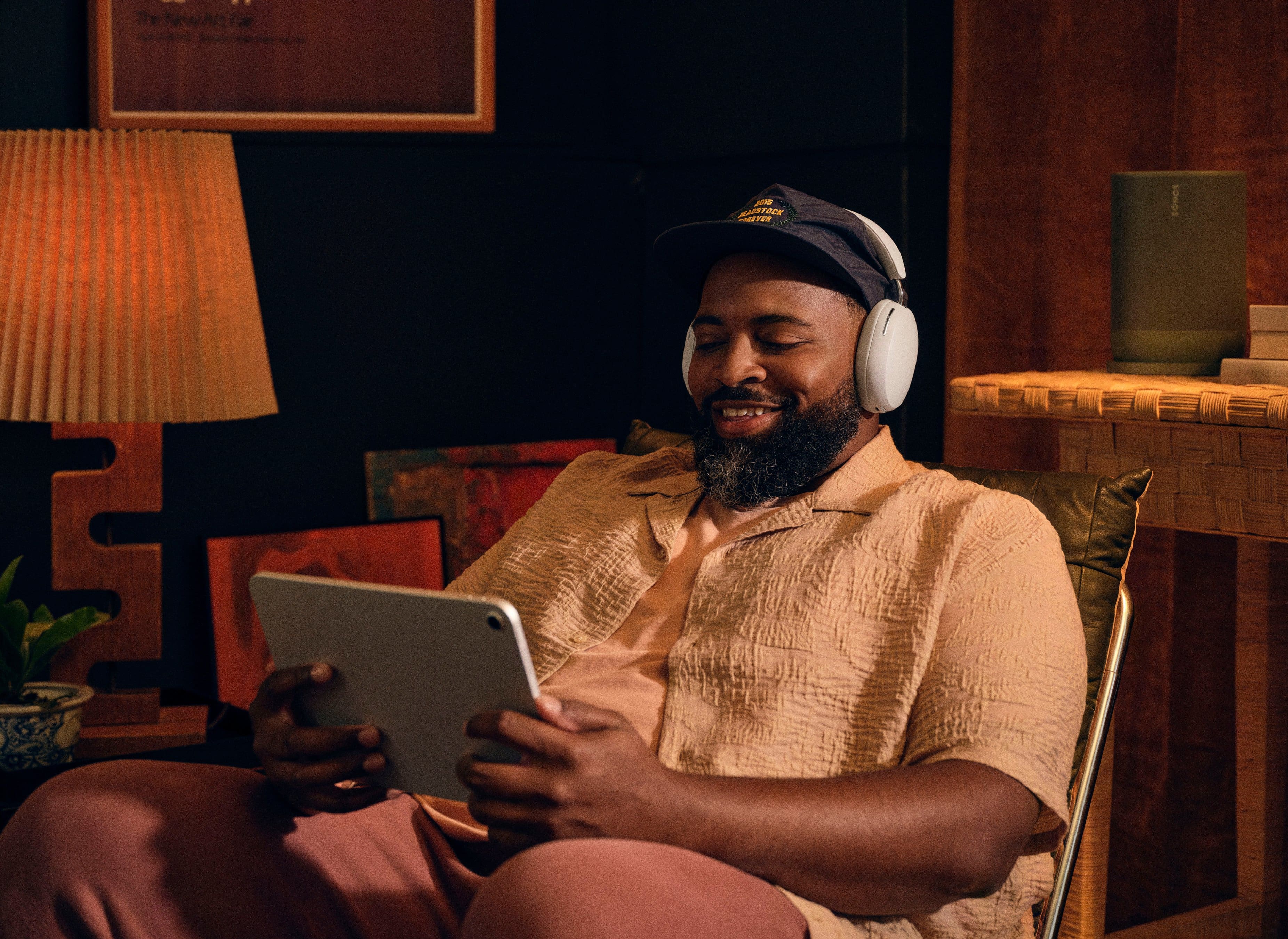 Alt View 27. Sonos - Sonos Ace - Soft White.