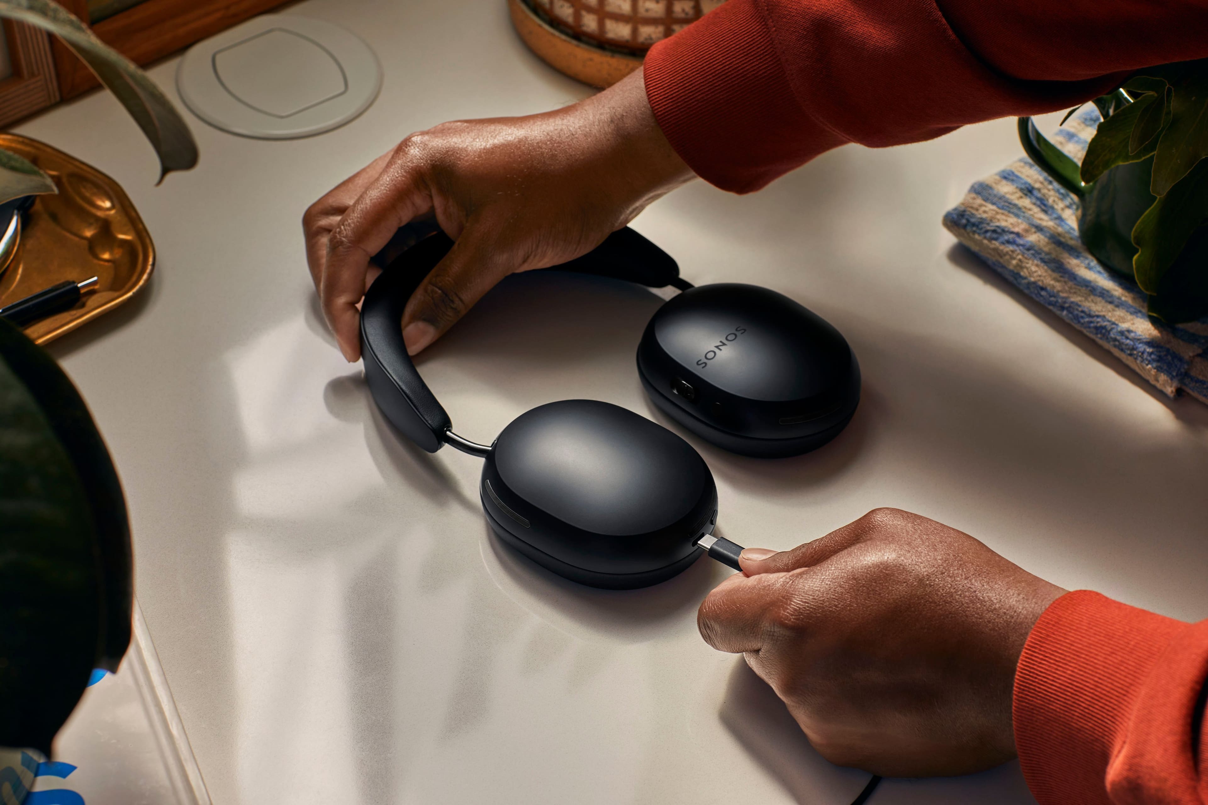 Alt View 23. Sonos - Sonos Ace - Black.