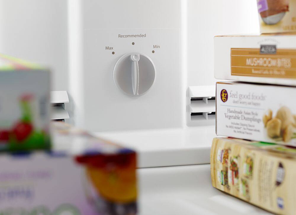 Alt View 15. Whirlpool - 14.3 Cu. Ft. Top-Freezer Refrigerator - White.