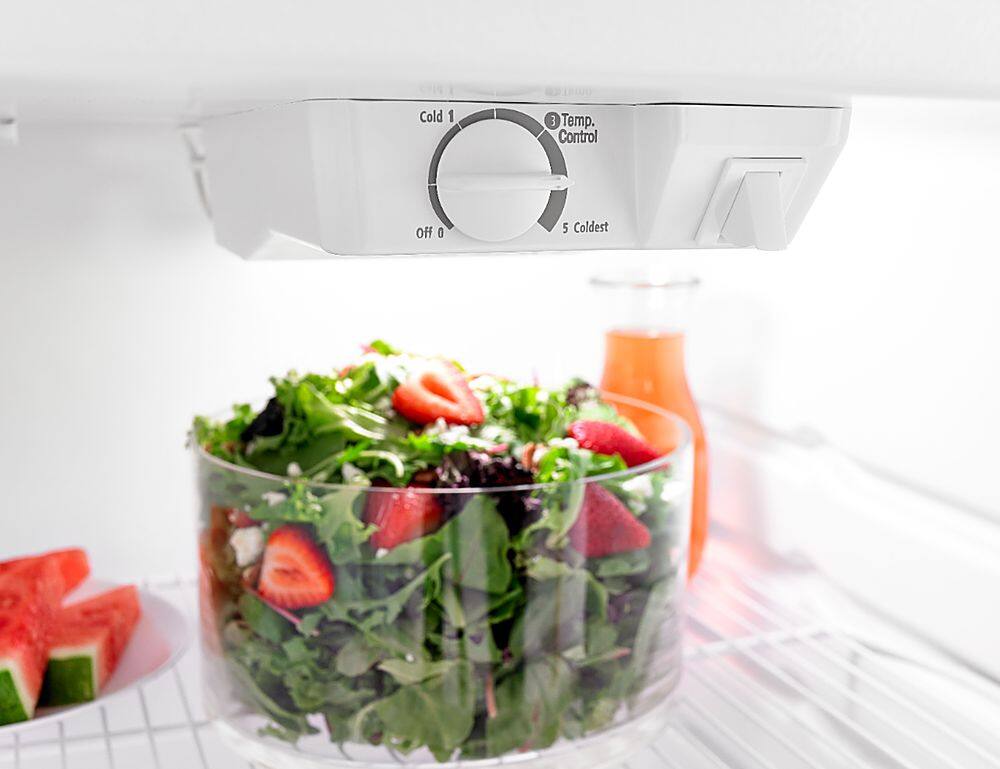 Alt View 13. Amana - 14.4 Cu. Ft. Top-Freezer Refrigerator with Dairy Bin - White.