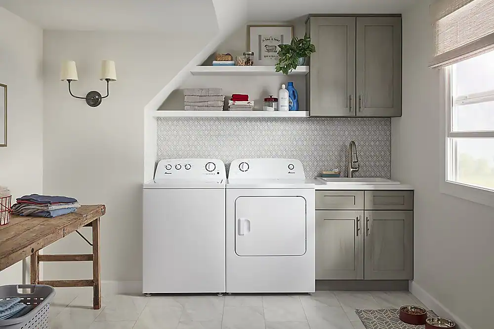 Alt View 18. Amana - 6.5 Cu. Ft. Electric Dryer with Automatic Dryness Control - White.