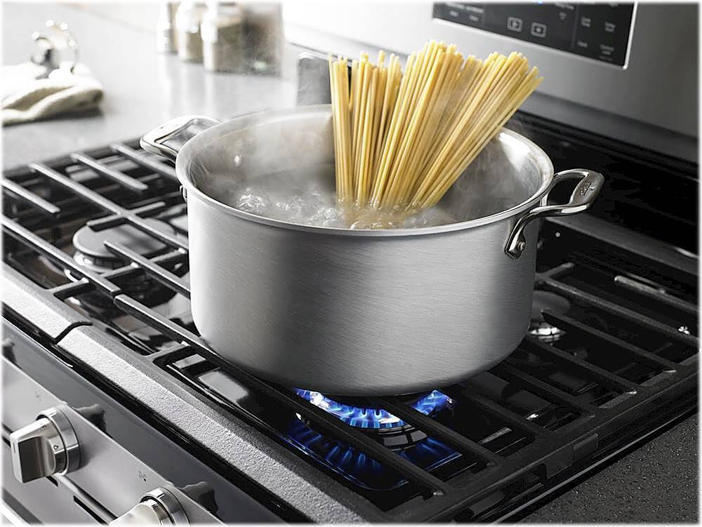 Alt View 15. Whirlpool - 5.8 Cu. Ft. Self-Cleaning Freestanding Gas Convection Range - White.