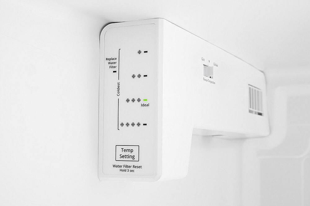 Alt View 4. Amana - 21.4 Cu. Ft. Side-by-Side Refrigerator - Stainless steel.