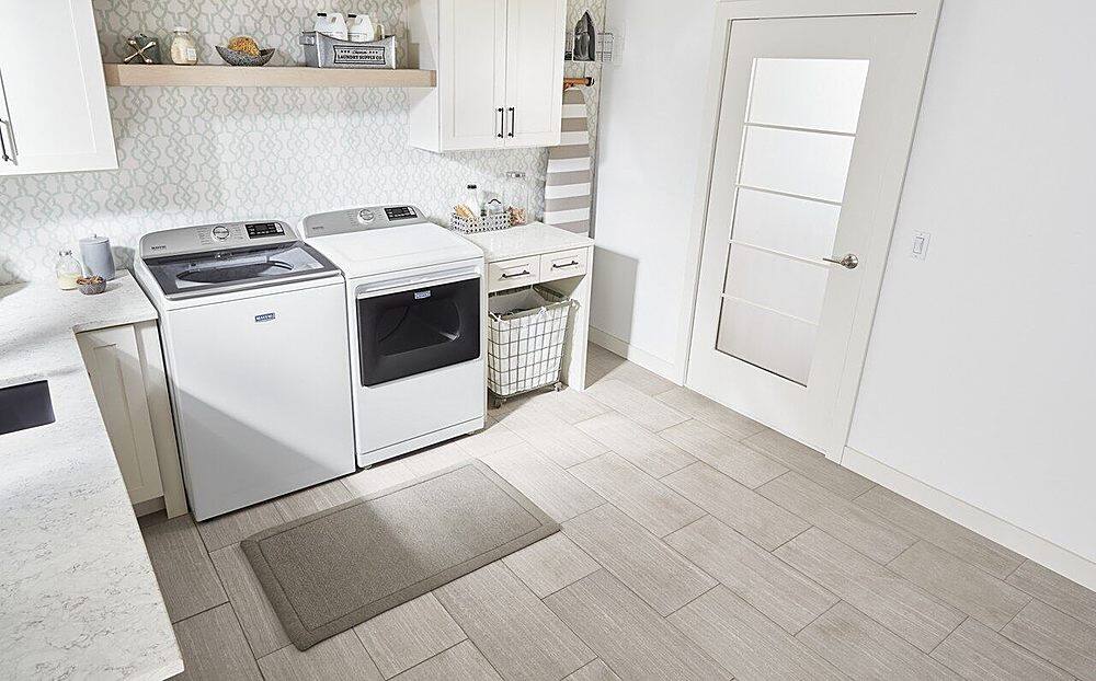 Alt View 23. Maytag - 5.3 Cu. Ft. High Efficiency Smart Top Load Washer with Extra Power Button - White.