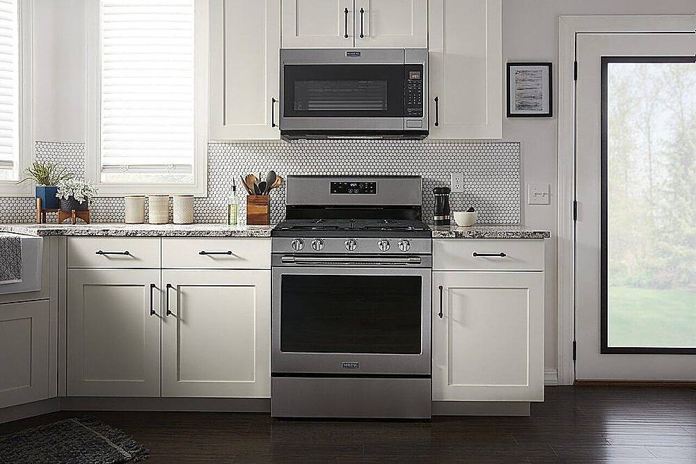 Alt View 25. Maytag - 5.0 Cu. Ft. Gas Range with Air Fry for Frozen Food and Air Fry Basket - Fingerprint Resistant Stainless Steel.