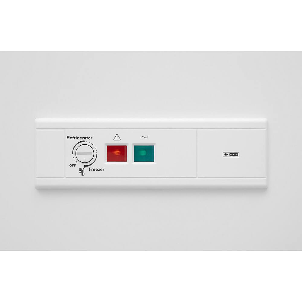 Alt View 2. Whirlpool - 16 Cu. Ft. Chest Freezer with Basket - White.