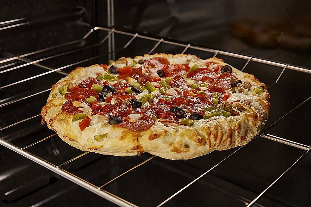 Alt View 14. Whirlpool - 5.1 Cu. Ft. Freestanding Gas Range with Edge to Edge Cooktop - Black.