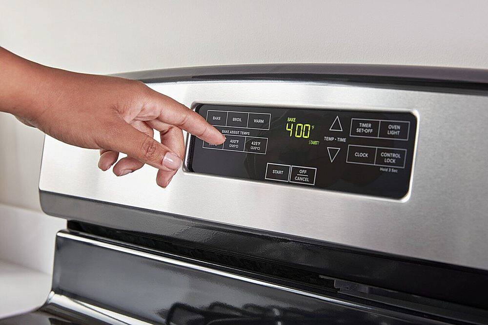 Alt View 11. Amana - 5.1 Cu. Ft. Freestanding Gas Range with Bake Assist Temps - Stainless Steel.