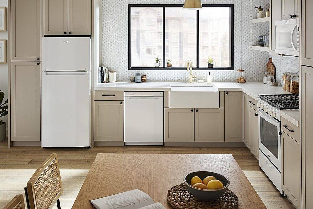 Alt View 14. Whirlpool - 16.3 Cu. Ft. Top-Freezer Refrigerator - White.