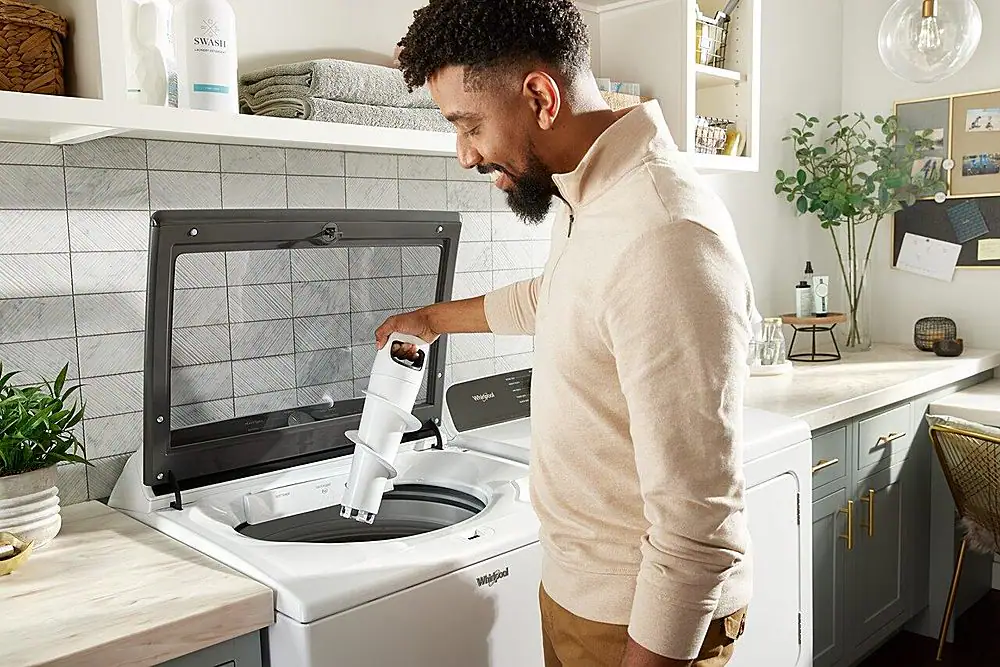 Alt View 21. Whirlpool - 5.3 Cu. Ft. High Efficiency Top Load Washer with 2 in 1 Removable Agitator - White.
