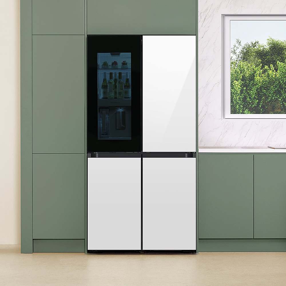 Alt View 21. Samsung - OPEN BOX Bespoke 29 Cu. Ft. 4-Door Flex French Door Refrigerator with Beverage Zone and Auto Open Door - White Glass.