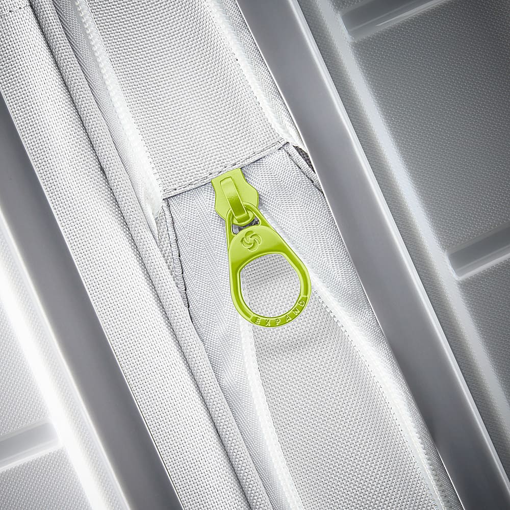 Alt View 17. Samsonite - Freeform 23" Expandable Spinner Suitcase - White/Grey.