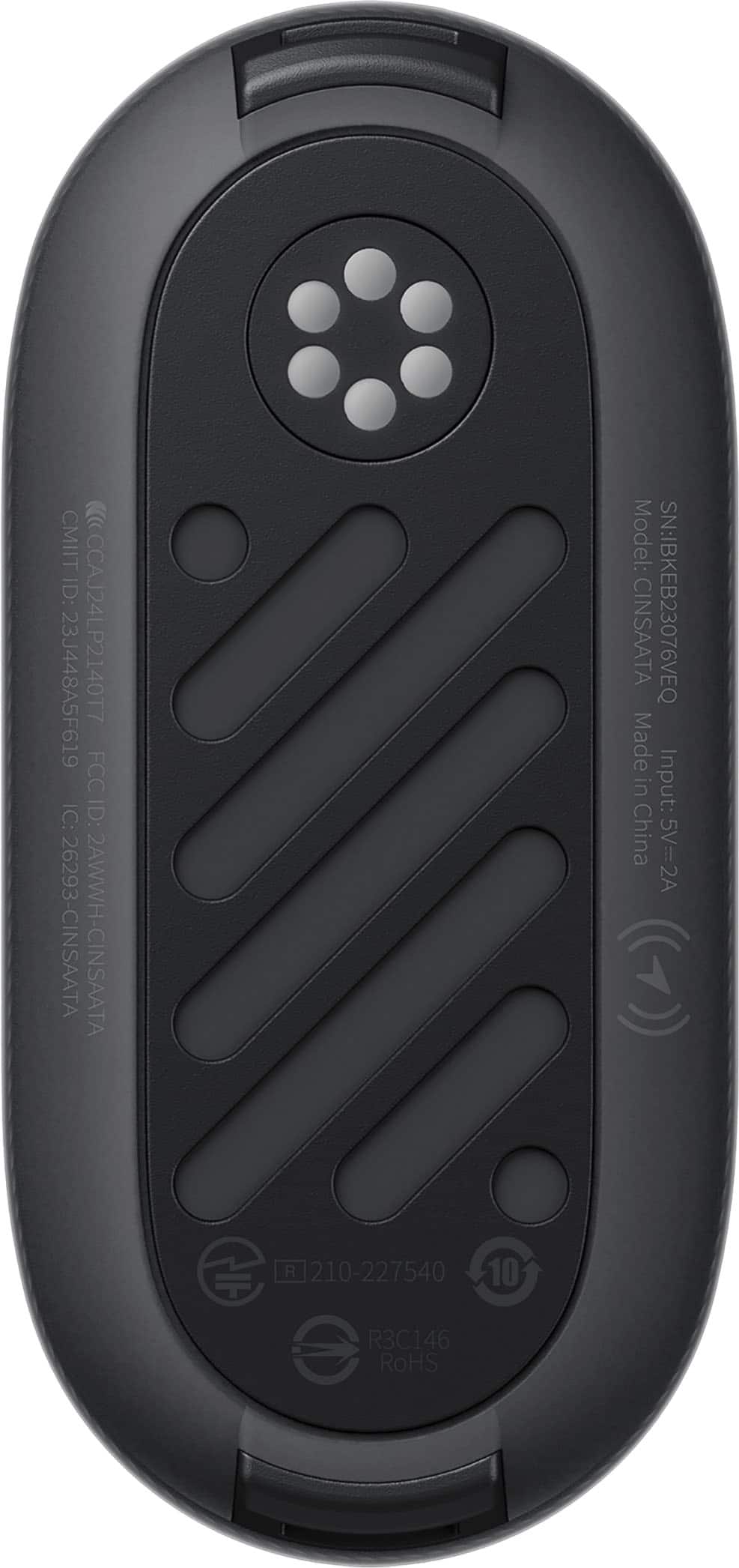 The text on the image reads "i noas.co CO ModeLCINSAATA O3AN0CCEHBENS MadeinChina mout a - vouAgand W MACIAL CNSARTA WWATA 28 E 61210-221540 10 e d". This text is in a foreign language, and it is not possible to group or correct it without understanding the language.