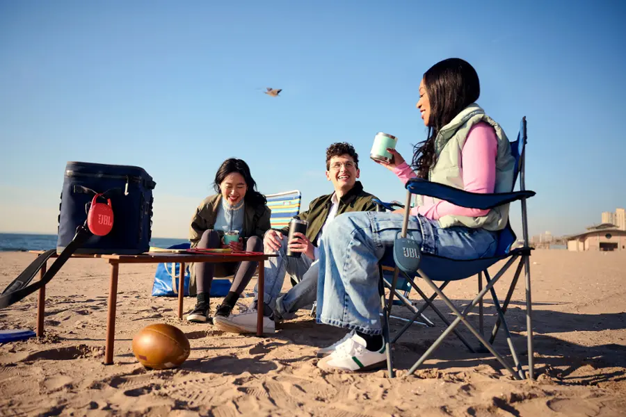Alt View 21. JBL - Clip 5 Portable Bluetooth Speaker - Black.