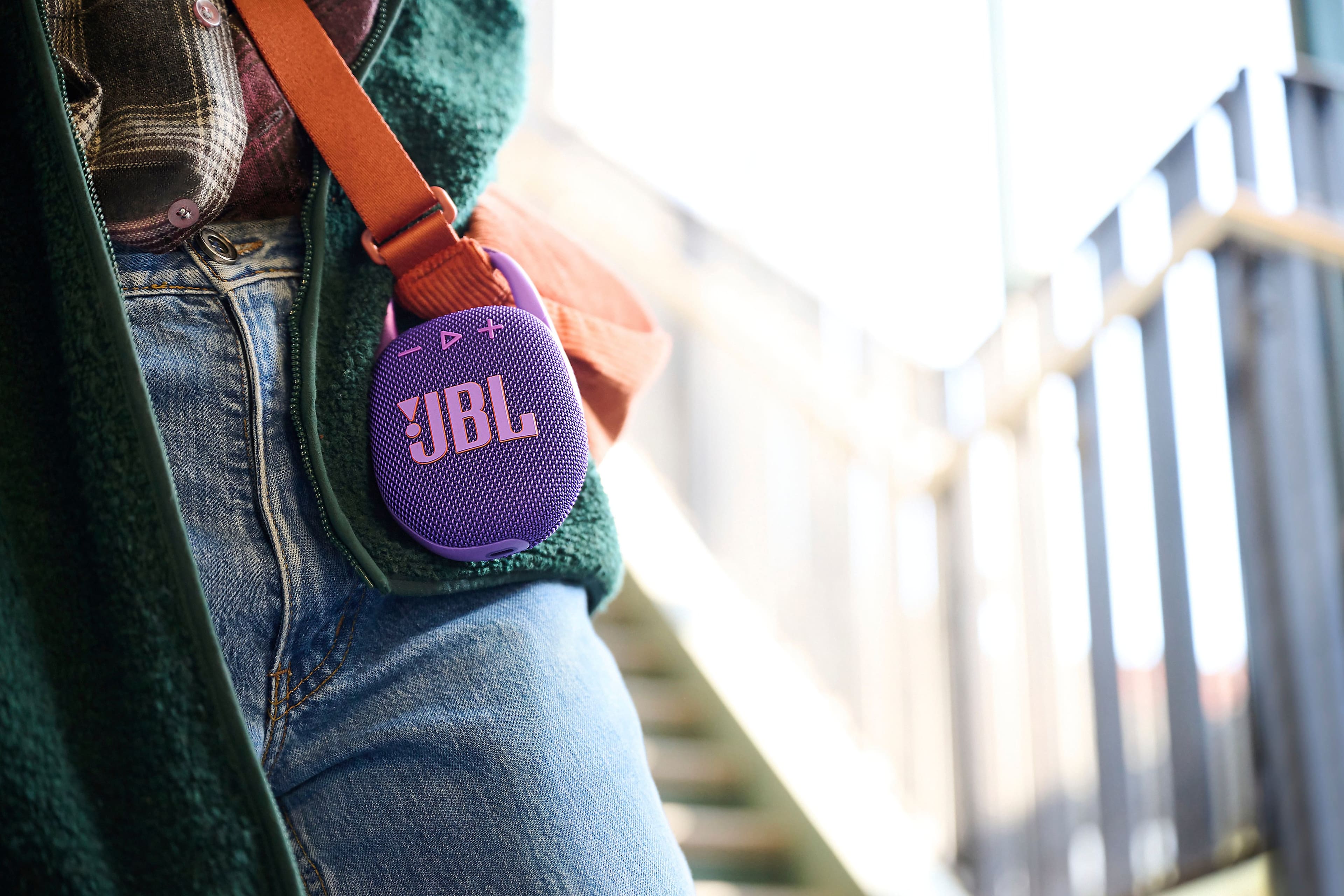 Alt View 19. JBL - Clip 5 Portable Bluetooth Speaker - Purple.