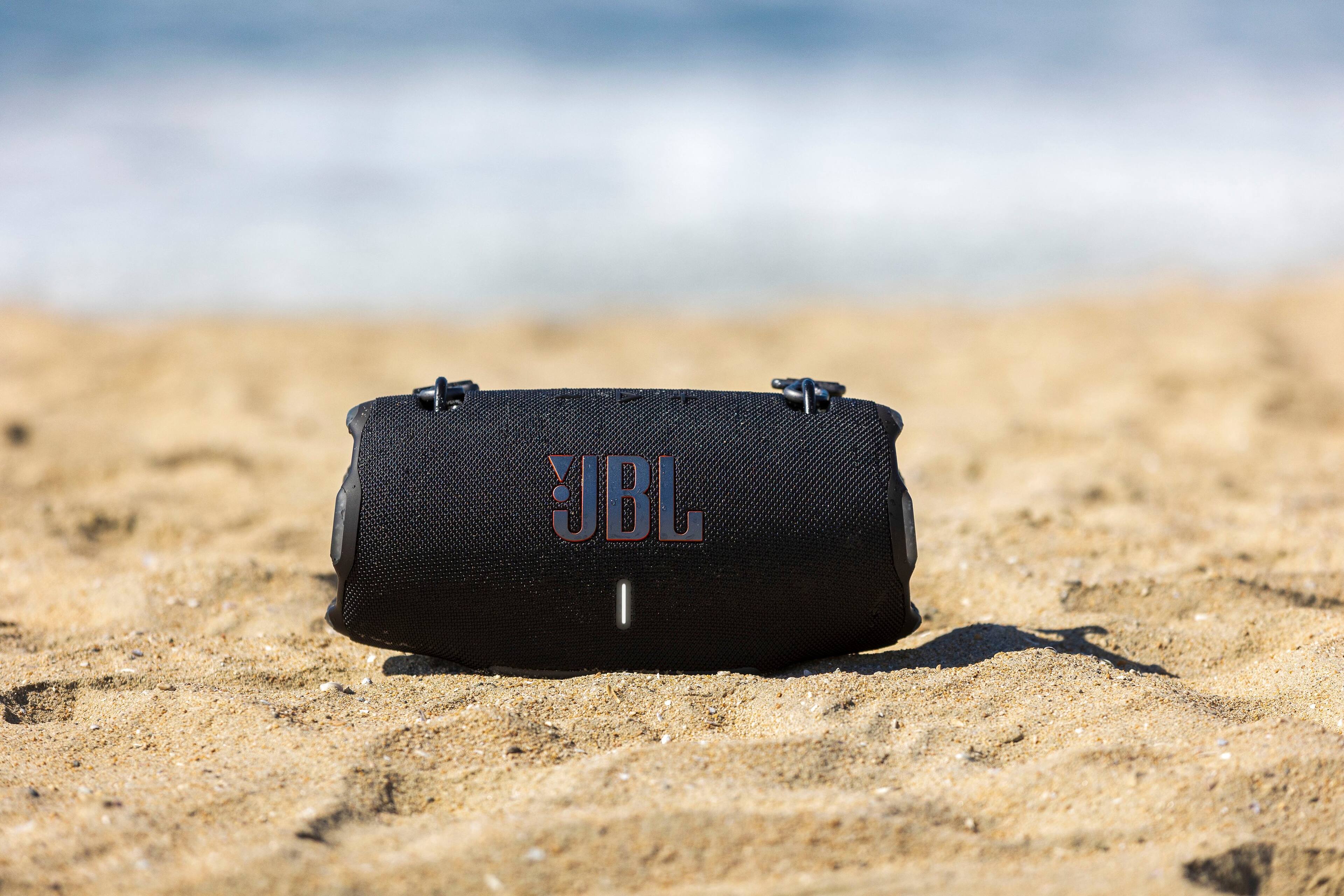 Alt View 19. JBL - Xtreme 4 Portable Wireless Speaker - Camouflage.