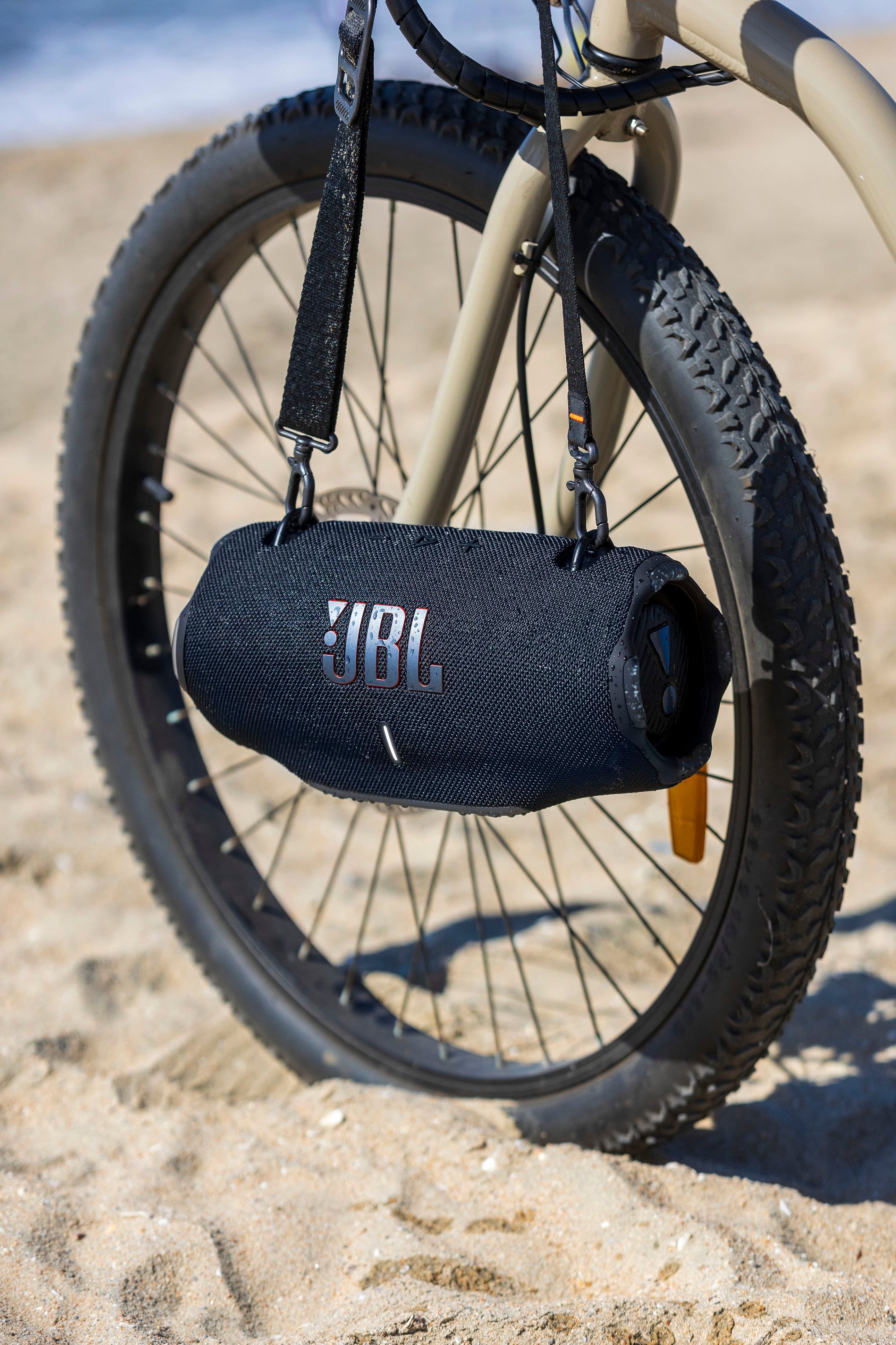 Alt View 20. JBL - Xtreme 4 Portable Wireless Speaker - Blue.