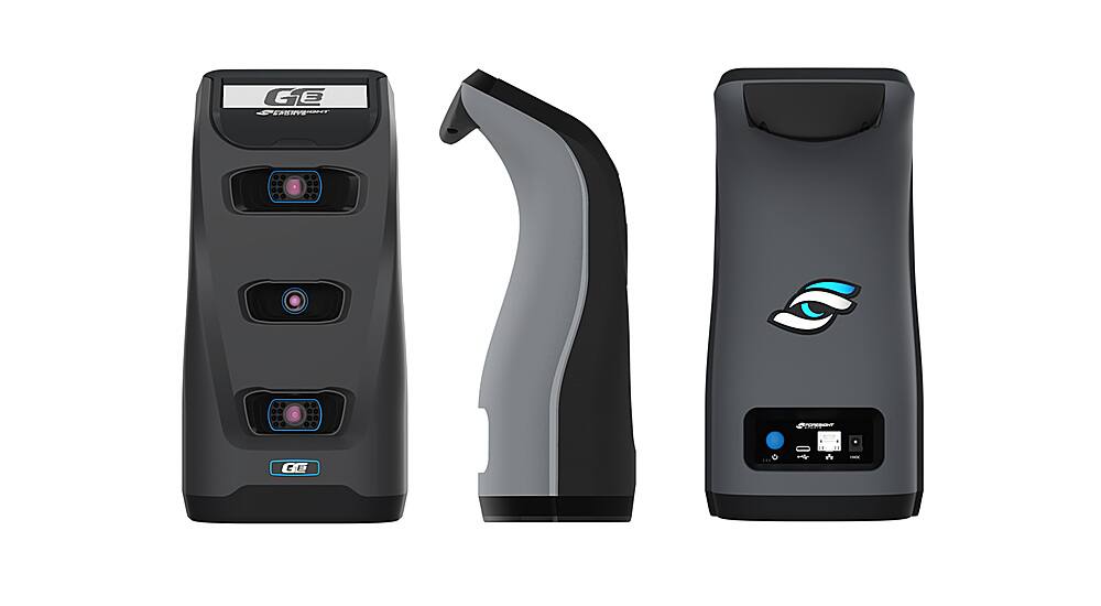 Angle. Foresight Sports - GC 3 Essentials Plus Golf Launch Monitor Bundle - Black.