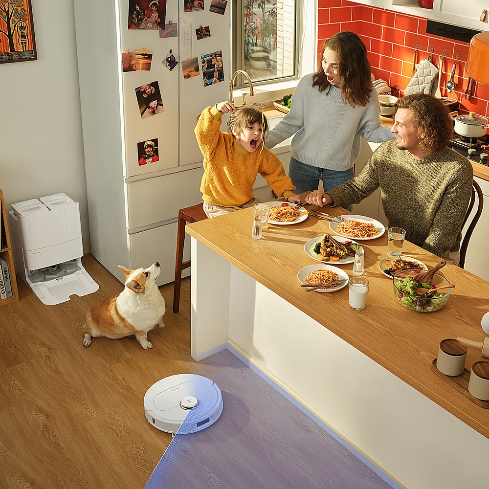 Alt View 19. Roborock - Qrevo Pro Wi-Fi Connected Robot Vacuum and Mop with FlexiArm Design Edge Mopping, Dynamic Hot Water Mop Washing - White.