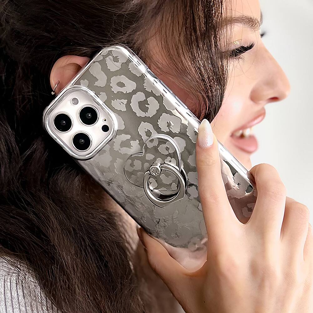 Alt View 3. Velvet Caviar - MagSafe iPhone 15 Pro Case - Chrome Leopard.