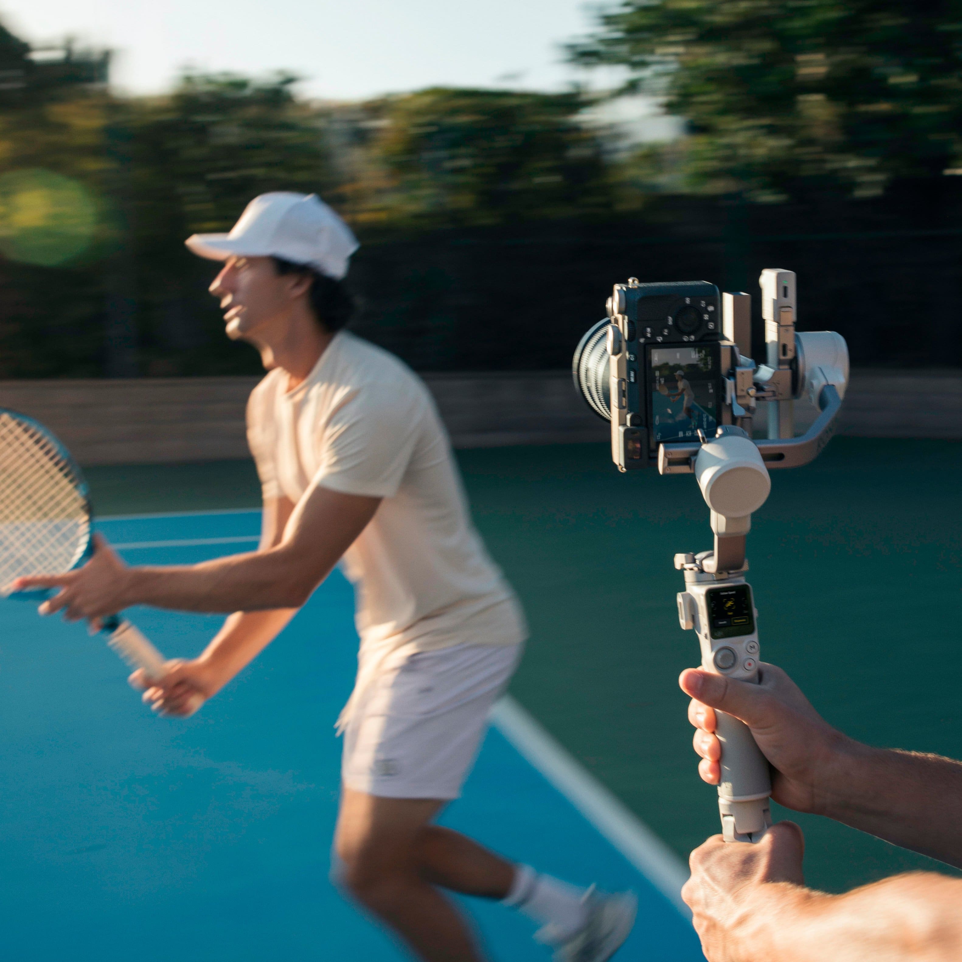 Alt View 2. DJI - RS 4 Mini 3-Axis Gimbal Stabilizer - Gray.