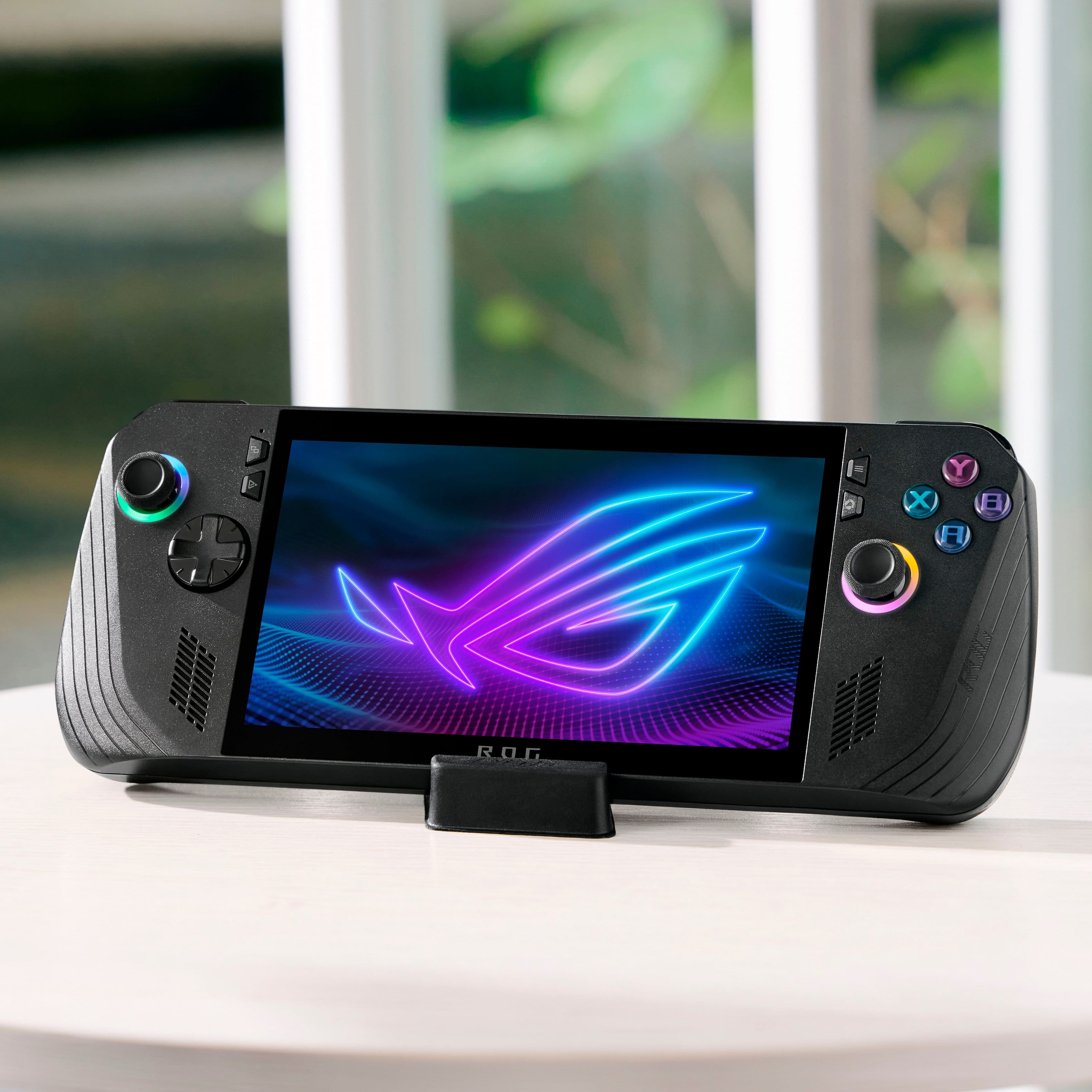 The text on the image reads "ROG GX700".