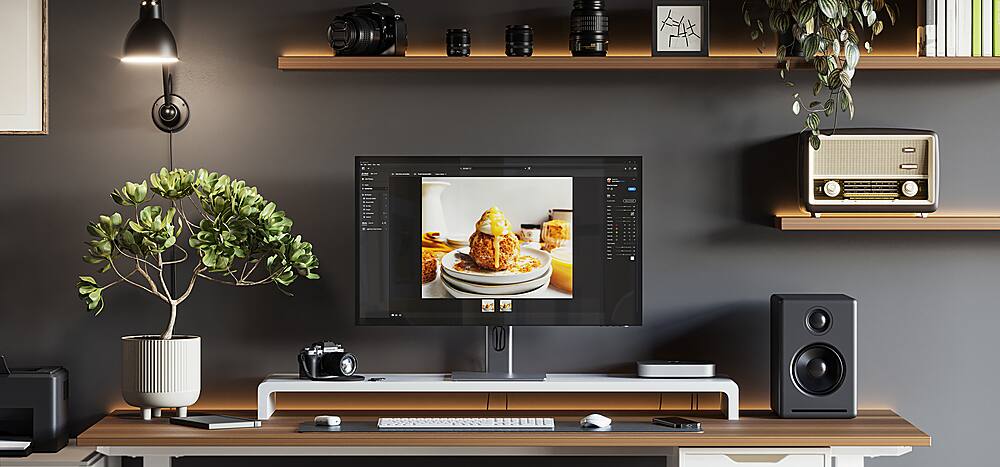 Alt View 23. Alogic - Clarity Max 32" 60 Hz UHD 4K Monitor with 16:9 AR, USB-C and 65W Power Delivery - Silver, Black, Multicolor.