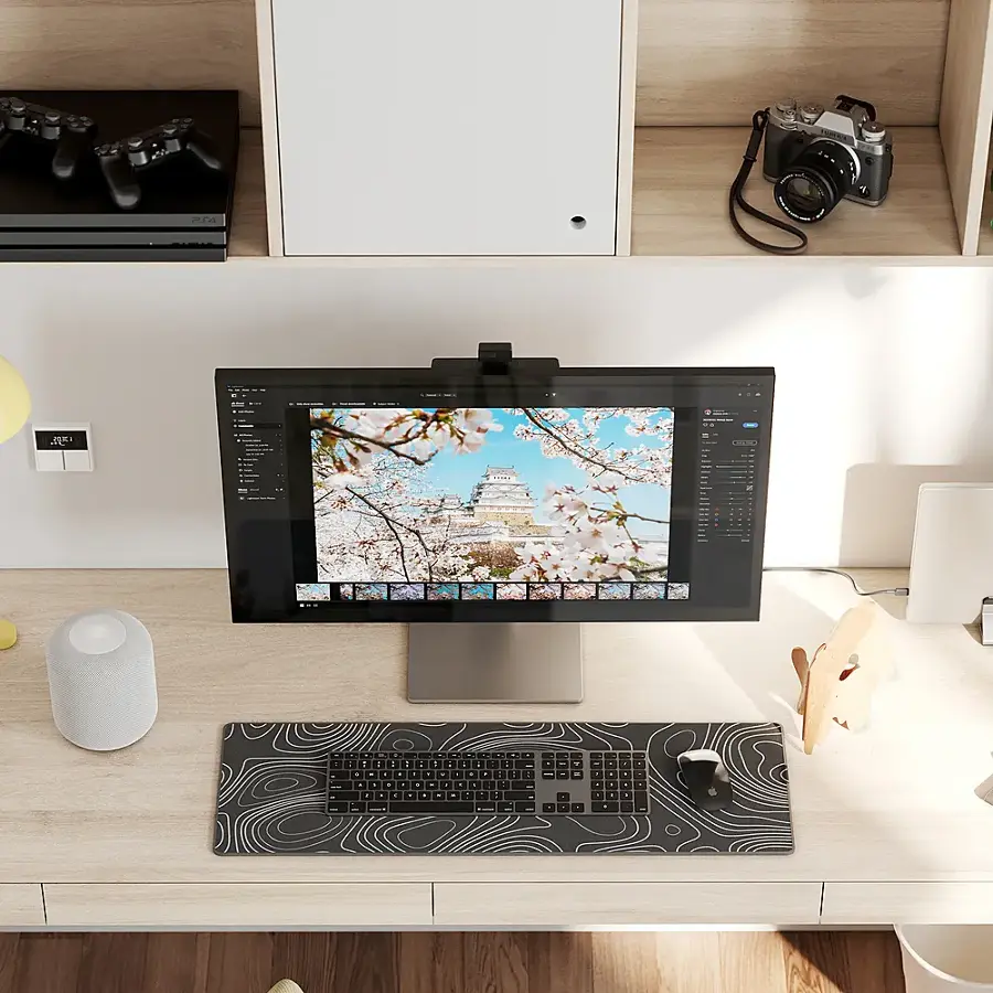 Alt View 17. Alogic - Clarity Max Pro 27" 60 Hz UHD 4K Monitor with USB-C,  65W Power Delivery and 8MP Smart Webcam - Black.
