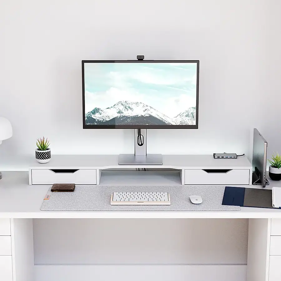 Alt View 19. Alogic - Clarity Max Pro 27" 60 Hz UHD 4K Monitor with USB-C,  65W Power Delivery and 8MP Smart Webcam - Black.