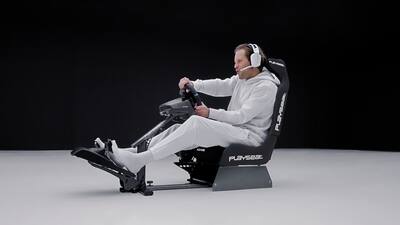 Playseat® Evolution Black レーシングコックピット PlaySeat Evolution Pro ActiFit Foldable Racing Cockpit Black