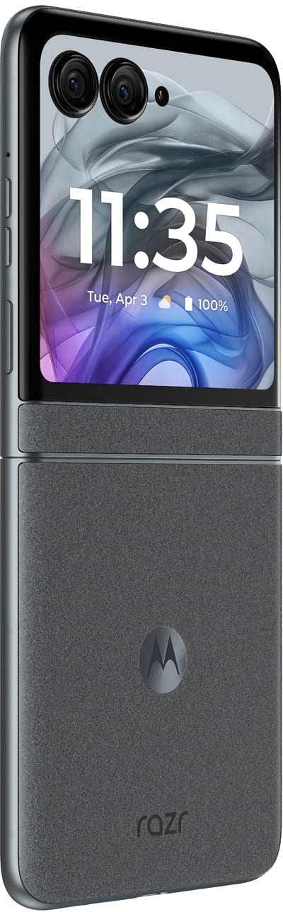 The text on the image reads: "11:35 Tue, Apr 3 100% raza." This can be grouped and corrected as follows:
"11:35 Tue, Apr 3 100% raza."
* "11:35 Tue, Apr 3" represents the date and time of the image.
* "100% raza" is a phrase in Spanish, which translates to "100% race" or "100% breed."