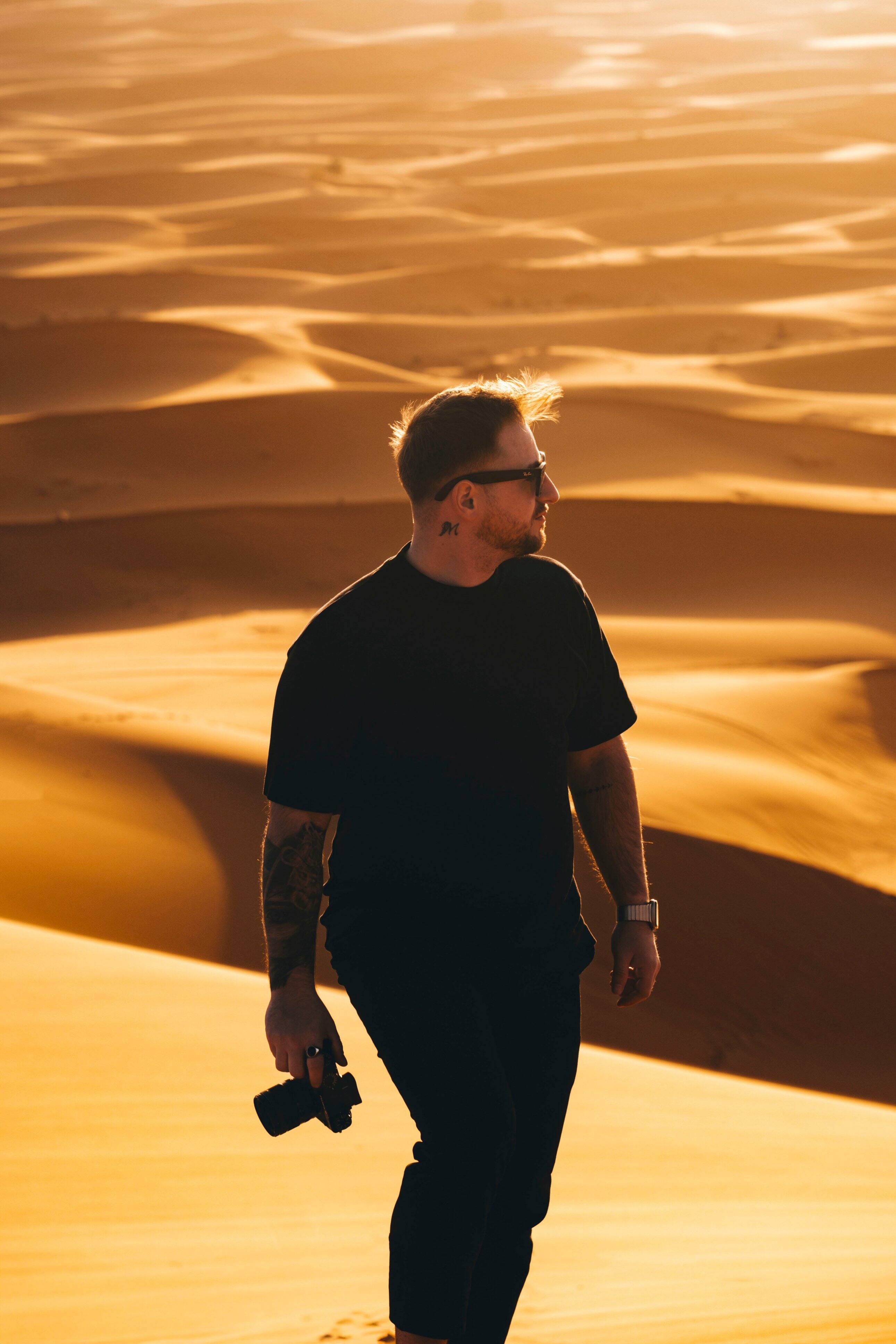 Alt View 22. Fujifilm - X-T50 Mirrorless Camera with XF16-50MMF2.8-4.8 R LM WR Lens - Black.