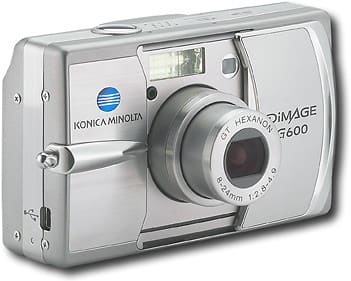 Best Buy: Minolta DiMAGE 6.0MP Digital Camera G600