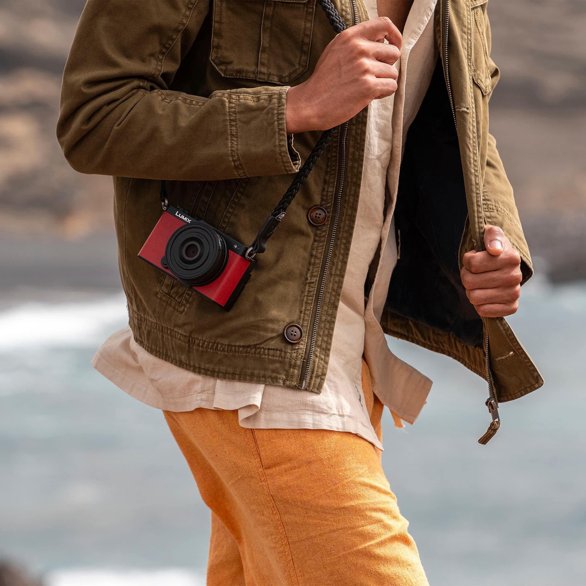 Alt View 15. Panasonic - LUMIX S 26mm F8 (S-R26) Fixed Focal Length Pancake Lens for LUMIX S series Camera - Black.